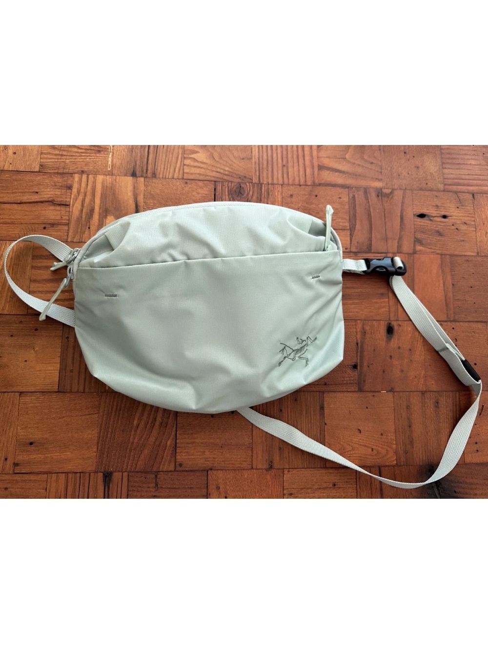 ARC’TERYX Heliad 6L Stone Green Crossbody Bag Tags Cut Off, Otherwise New - Picture 2 of 10